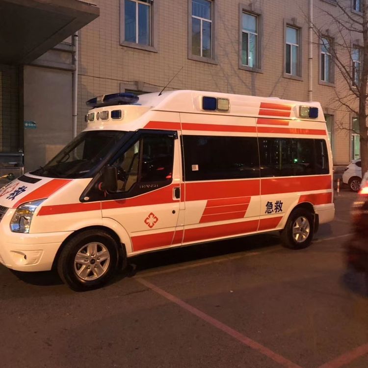 德城夜间租赁救护车护送病人转院：安全转运的 8 大核心注意事项